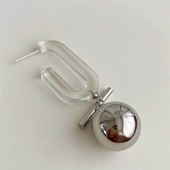 Korean Vintage Geometric Acrylic Metal Ball Silver Drop Earrings - Picture 5 of 5